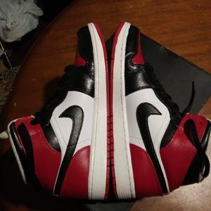 Air Jordan 1 Custom painted (Bred Toe)